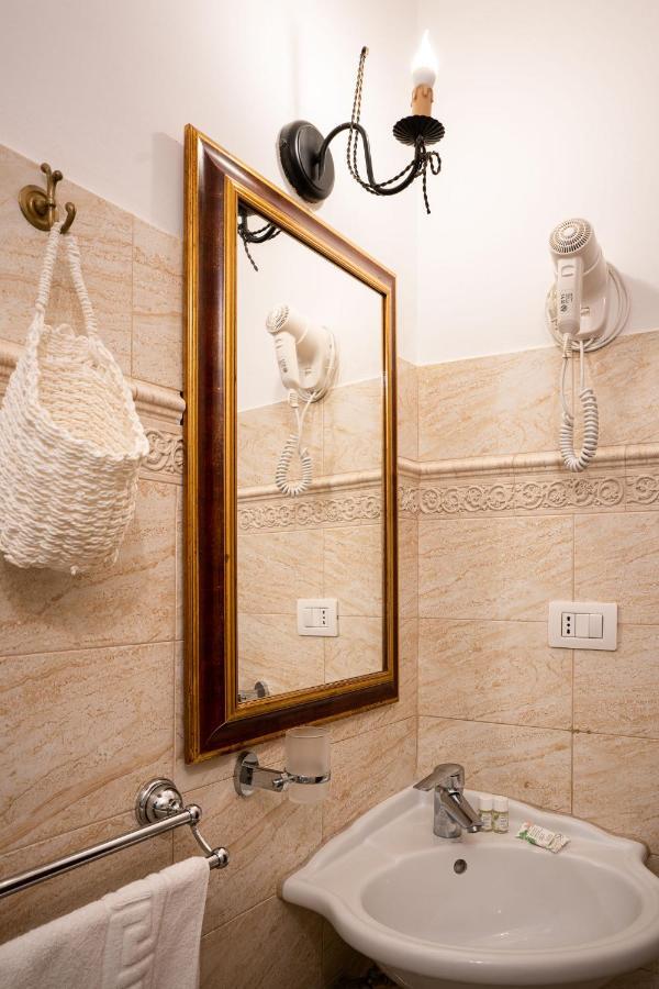 Ares Rooms Ortigia Syracuse Exterior photo